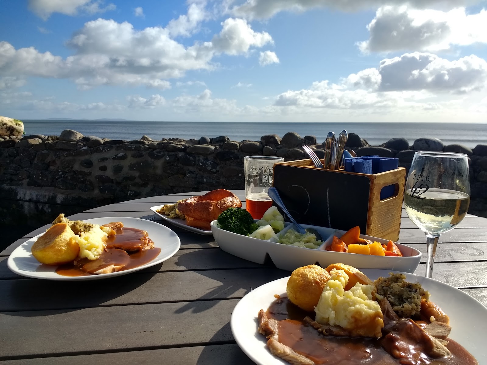 Amroth Arms, photo from the pub's Google listing